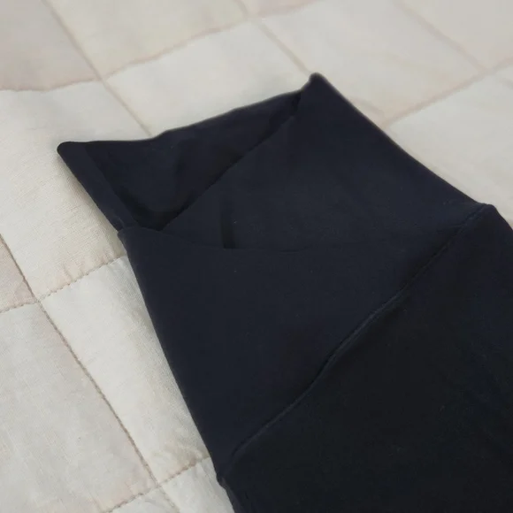 Aerie OFFLINE Black Leggings - Picture 2 of 8